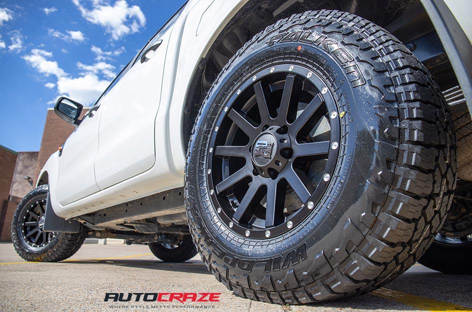 FORD RANGER HEIST SATIN BLACK